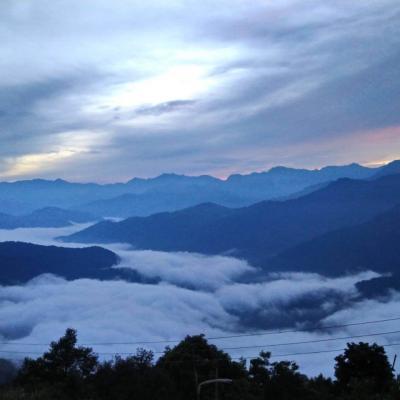 武界日出雲海美景